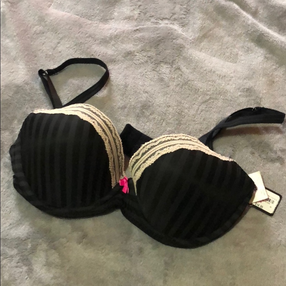Betsey Johnson Black stripe and lace bra. 34D.